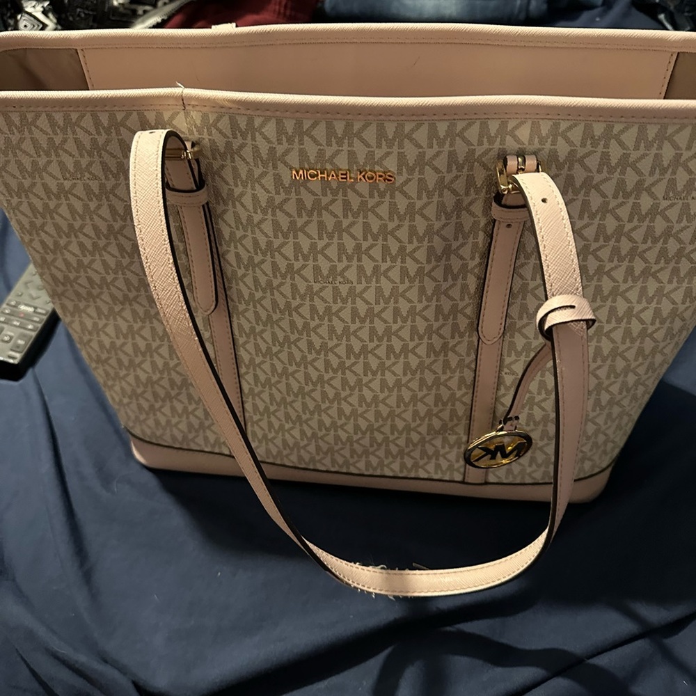 Michael Kors purse